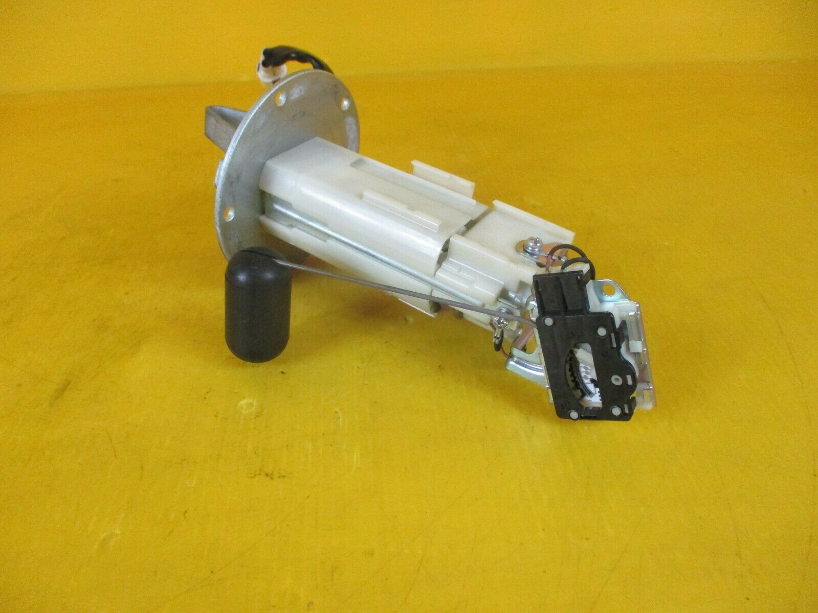 08 09 2008 2009 SUZUKI GSXR 600 750 FUEL PUMP GAS SENDING UNIT GASKET OEM - Fresh Stock Dated February 2026