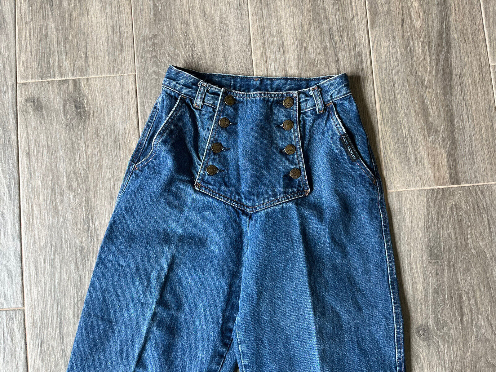 Vintage ROCKY MOUNTAIN Western High Waisted Jeans Sz 28/7 DOUBLE ROW BUTTON FLY - Fresh Stock Dated March 2026