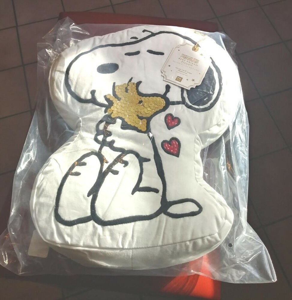 Pottery Barn kid Peanuts SNOOPY Holiday heart pillow Valentine Dog woodstock NEW - Fresh Stock Dated December 2025