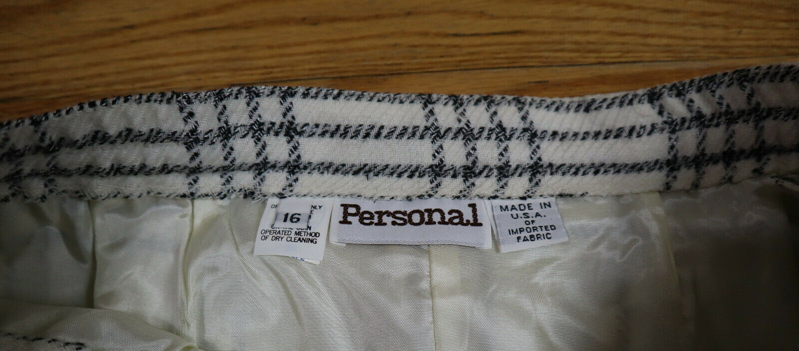 VINTAGE WOMEN'S WHITE & GRAY PLAID PENCIL SKIRT - PERSONAL - SIZE 16 - Fresh Stock Dated December 2025