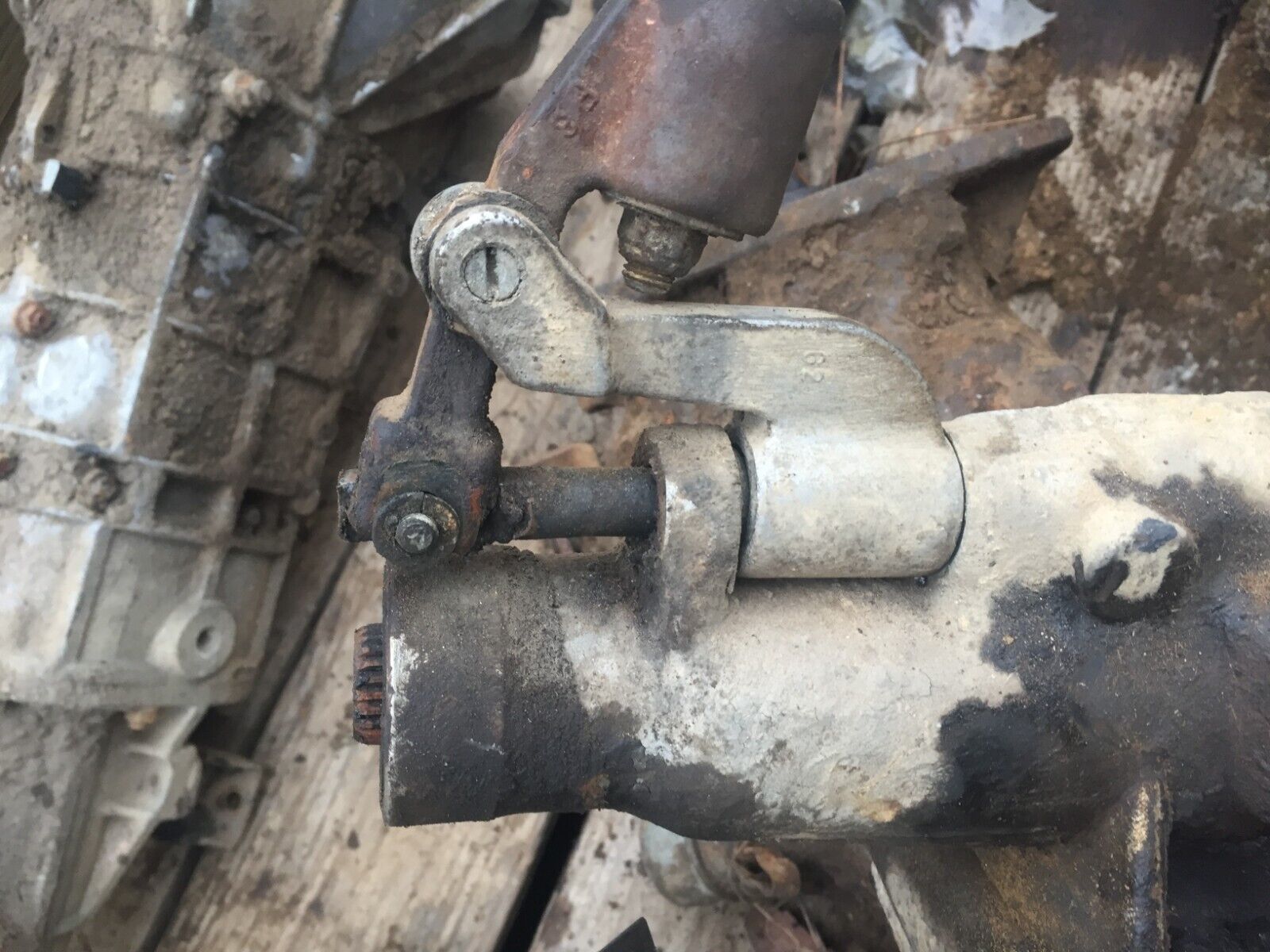 1960s? 1970s 1980s? Datsun manual standard transmission 4 speed? 521 520 620 510 - Fresh Stock Dated February 2026