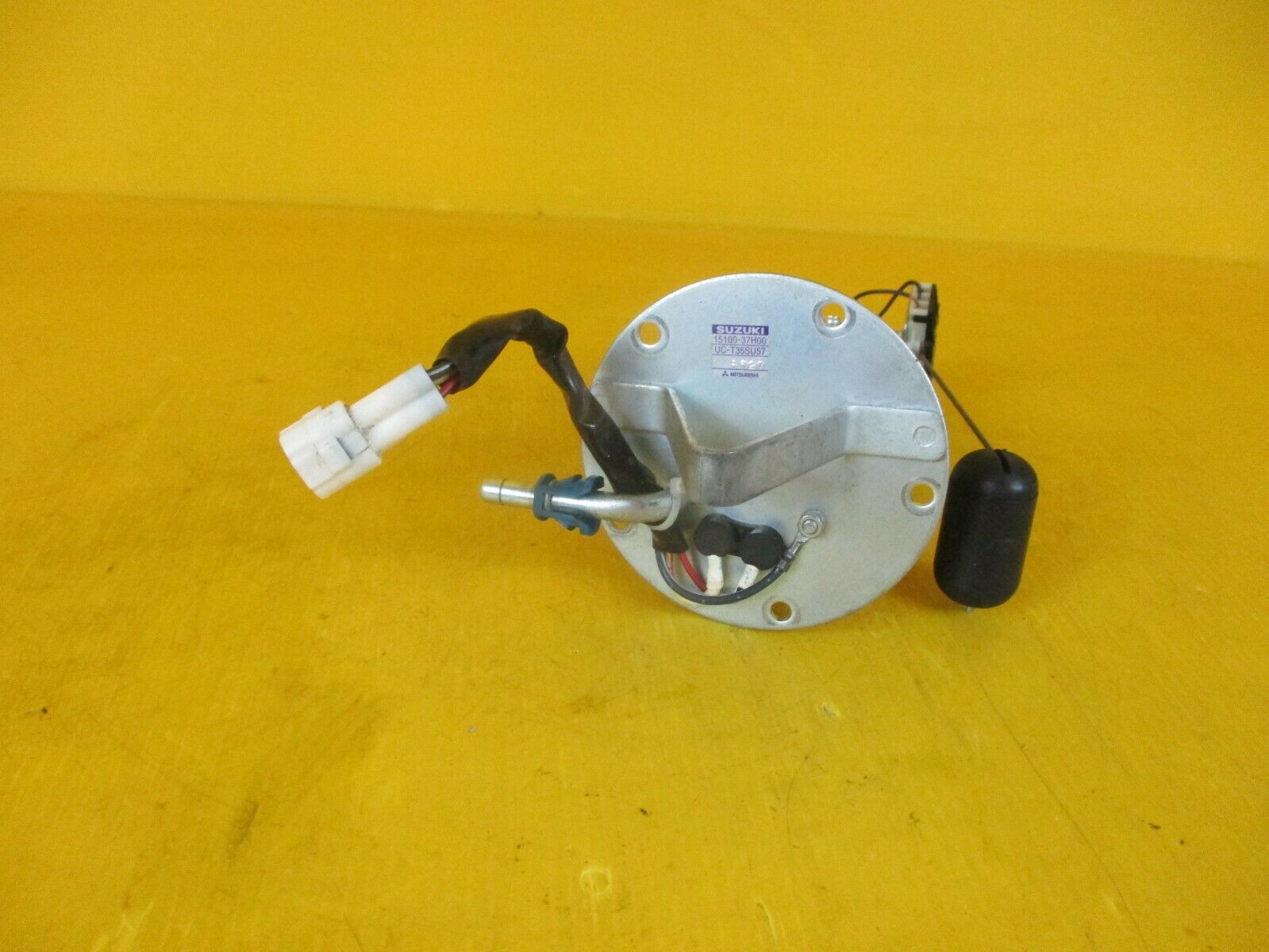 08 09 2008 2009 SUZUKI GSXR 600 750 FUEL PUMP GAS SENDING UNIT GASKET OEM - Fresh Stock Dated February 2026