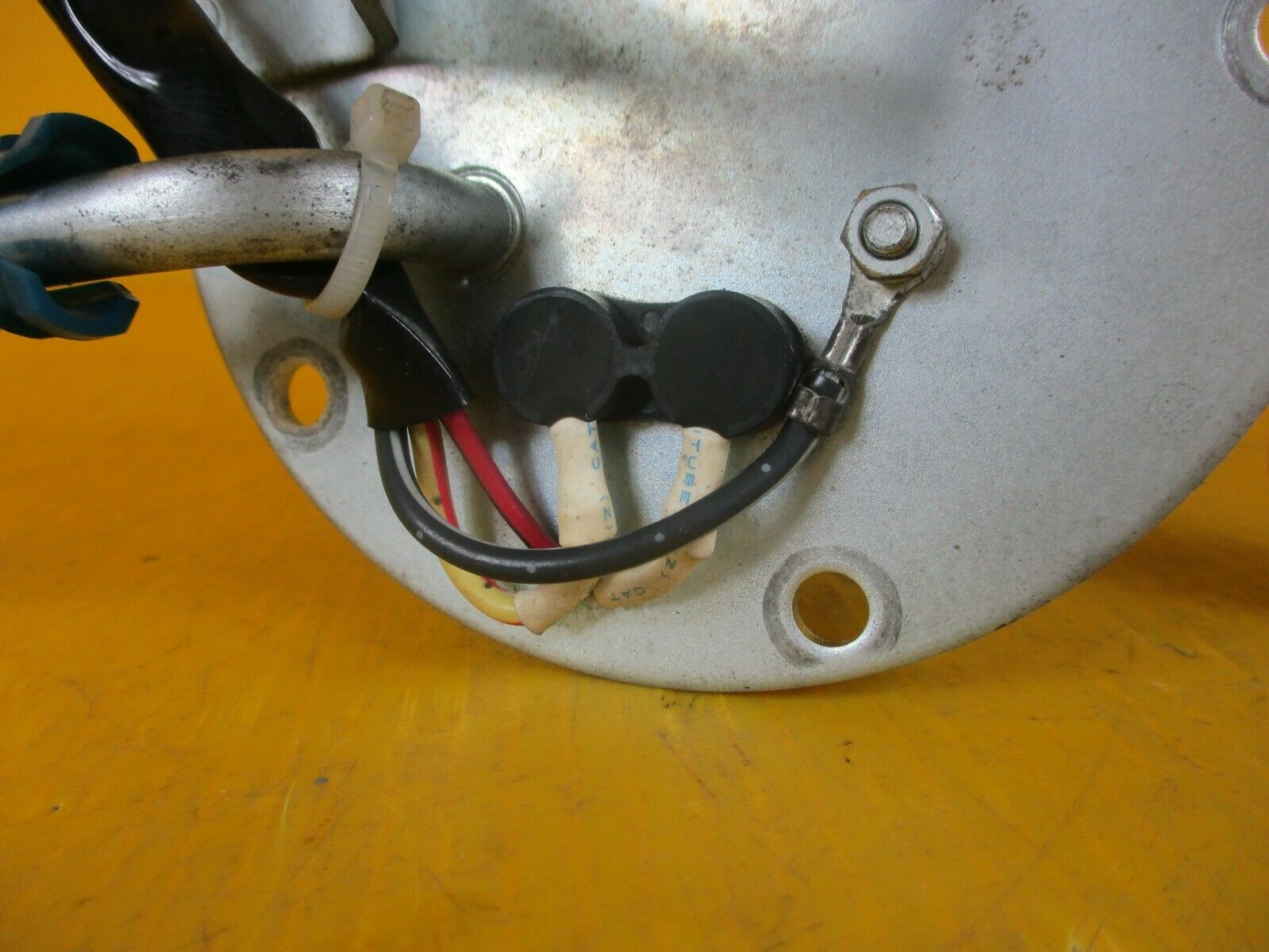 08 09 2008 2009 SUZUKI GSXR 600 750 FUEL PUMP GAS SENDING UNIT GASKET OEM - Fresh Stock Dated February 2026