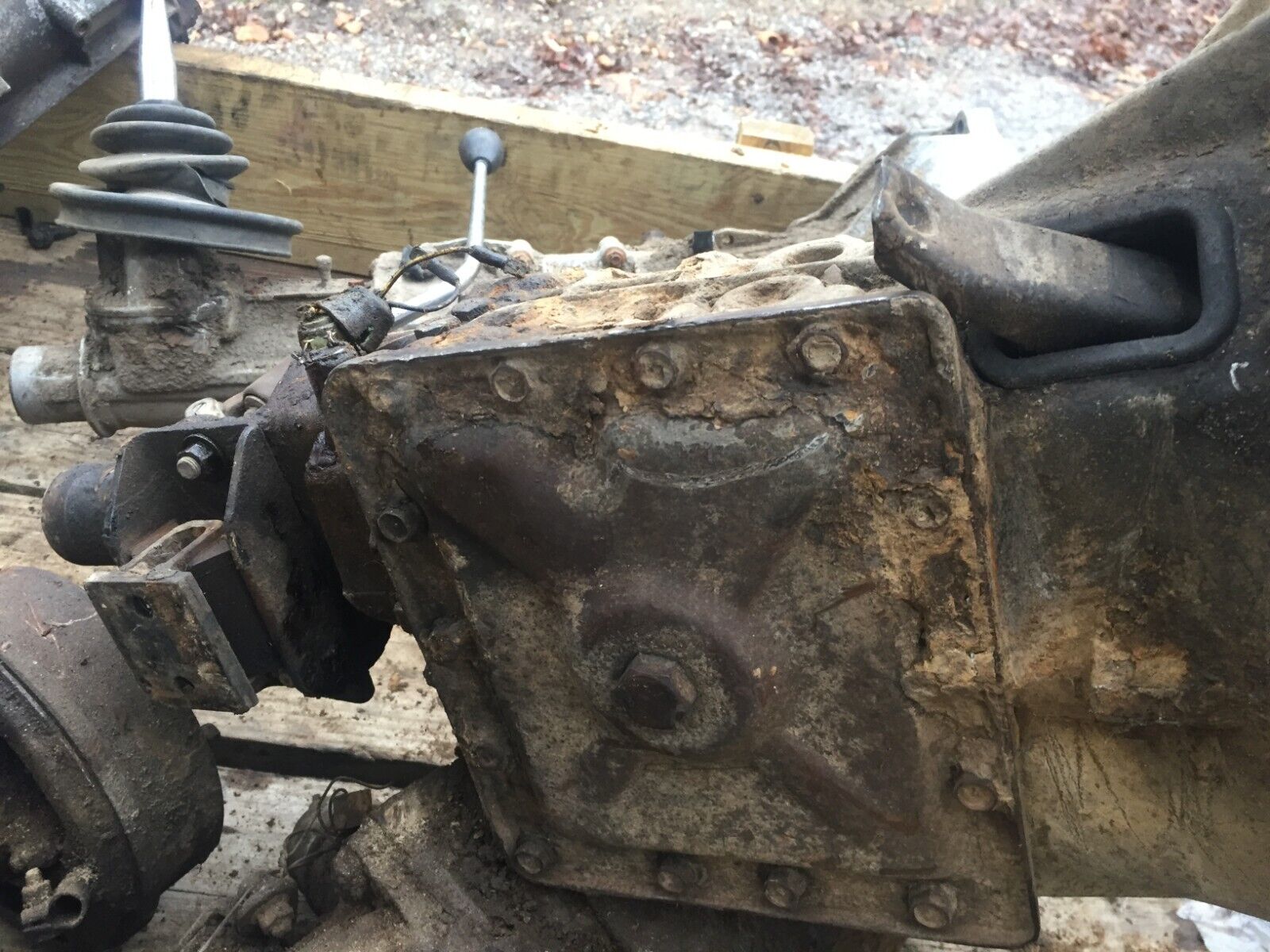 1960s? 1970s 1980s? Datsun manual standard transmission 4 speed? 521 520 620 510 - Fresh Stock Dated February 2026