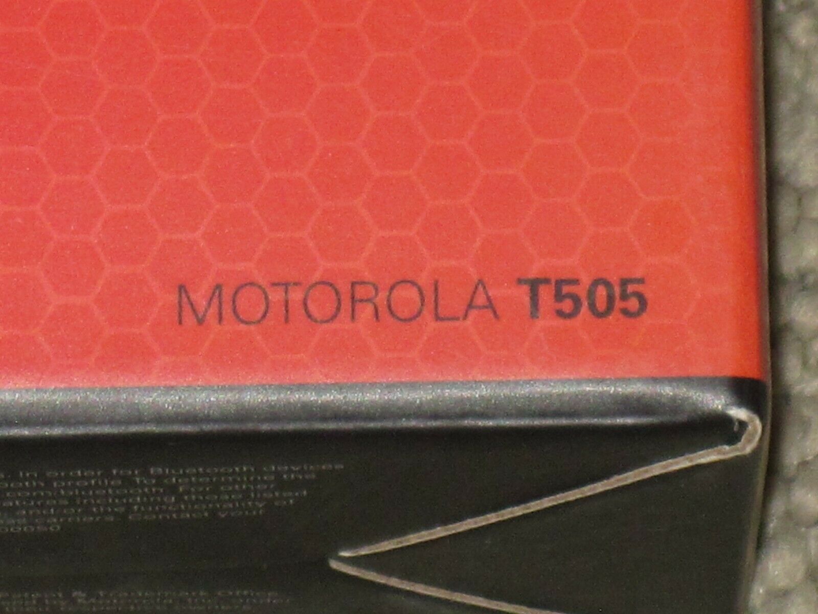Motorola Universal In-car Speakerphone with Digital FM Transmitter MPN: T505 - Fresh Stock Dated February 2026