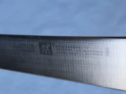 Zwilling J. A. Henckels Professional 's' 4