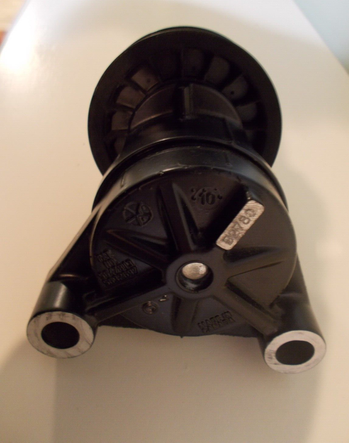 Genuine Volvo Penta Belt Tensioner, Serpentine Pulley - 3885250 - Fresh Stock Dated February 2026