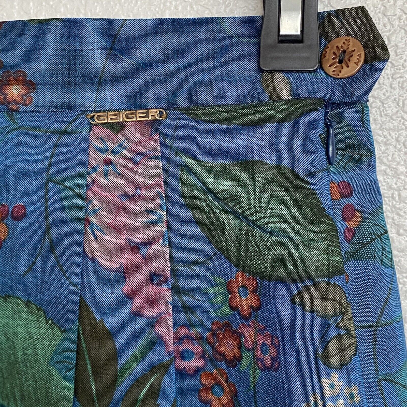 VTG Geiger Teal Wool Floral Pleated Skirt 38 26” Waist XS - Fresh Stock Dated March 2026