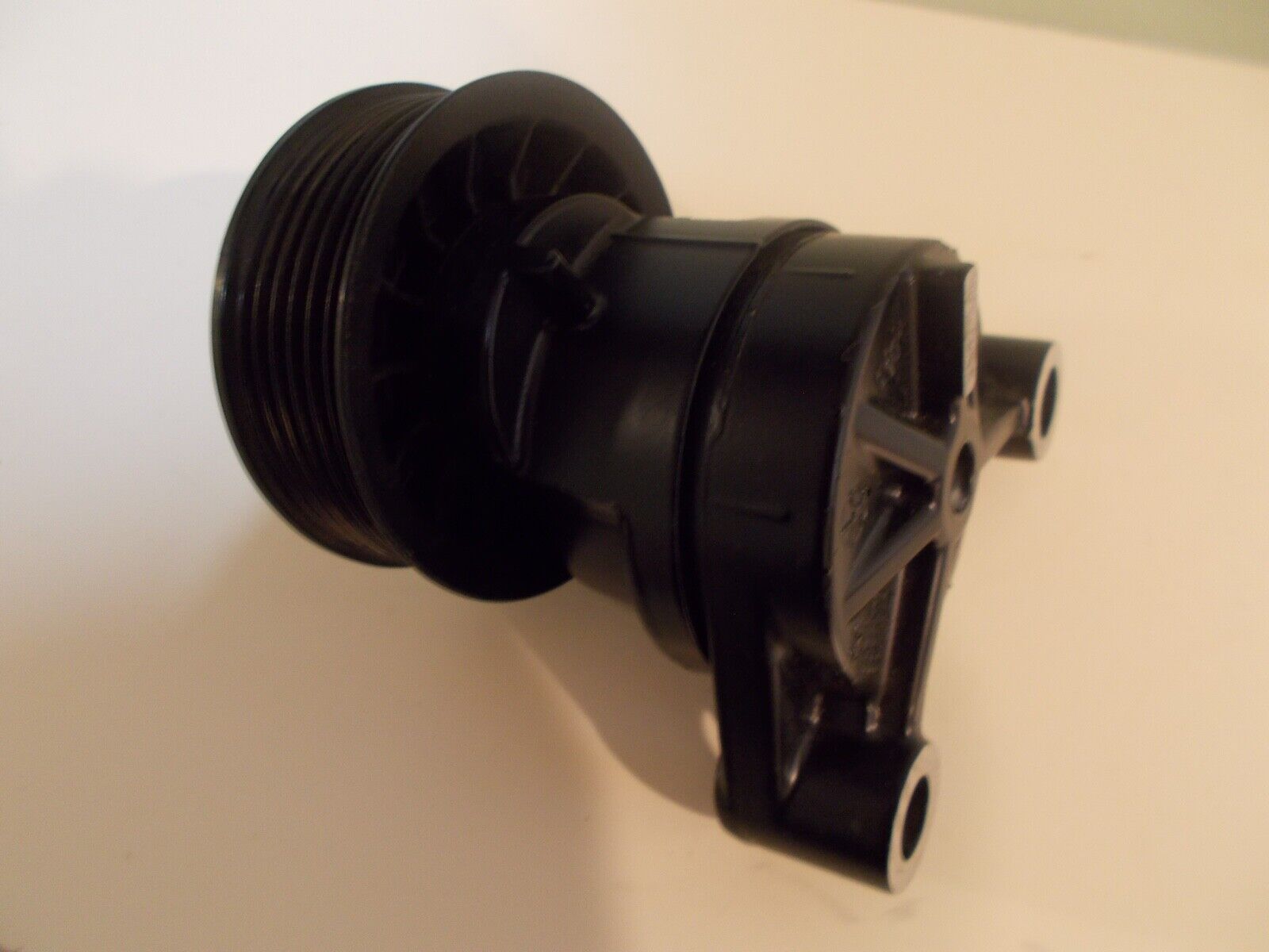 Genuine Volvo Penta Belt Tensioner, Serpentine Pulley - 3885250 - Fresh Stock Dated February 2026