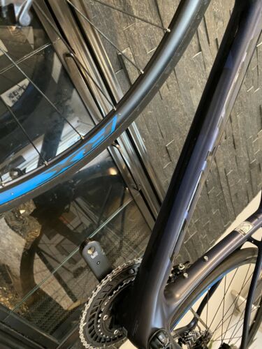SUPER CLEAN 2019 Norco Valence DISC Road Bike 55.5cm Carbon Shimano 105 11 Speed - Fresh Stock Dated December 2025