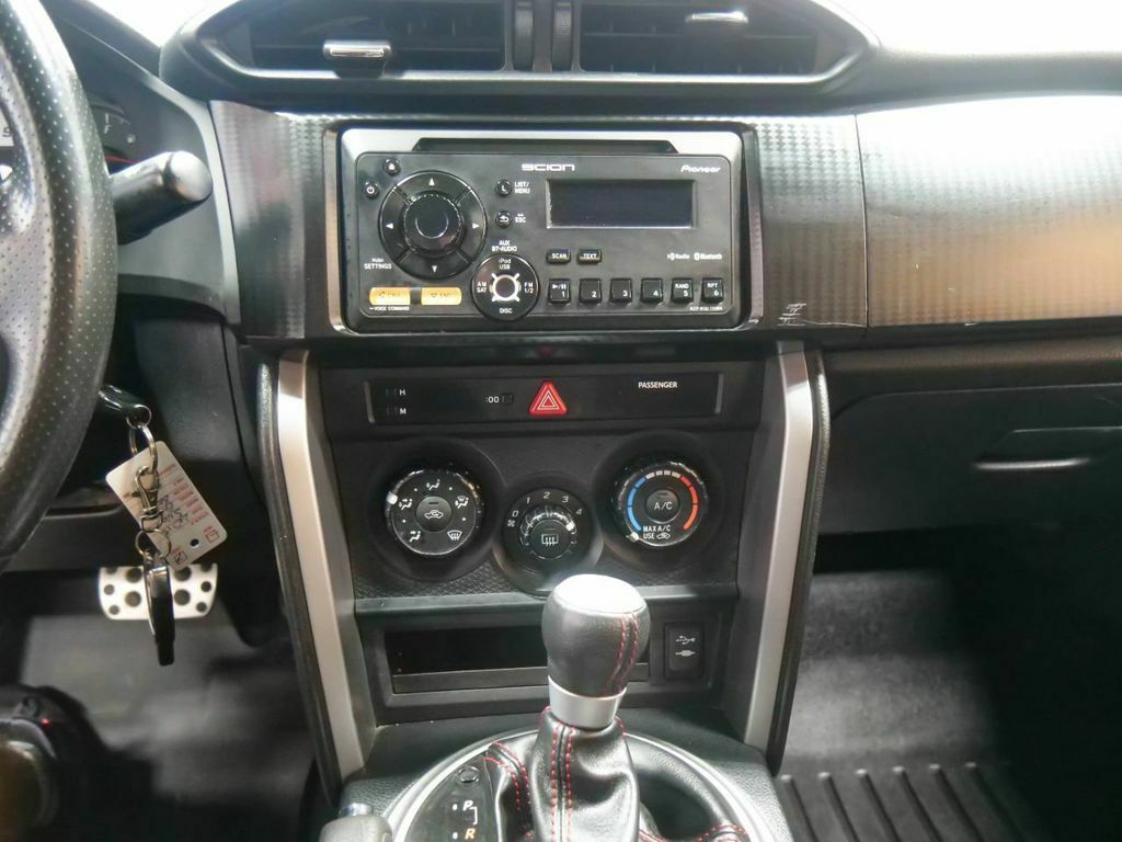 2013 Scion FR-S CLEAN CARFAX, 17