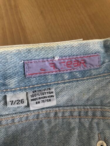 Vtg 80s/90s LA GEAR Denim Jean Skirt Acid Wash Sneaker Keychain NWT 26