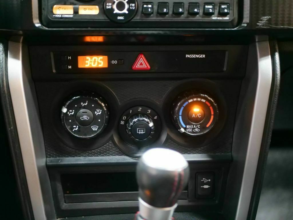 2013 Scion FR-S CLEAN CARFAX, 17