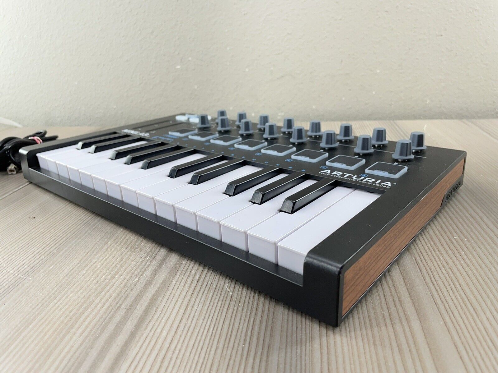 Arturia MiniLab MkII 25-Key USB Controller + USB Cable - Fresh Stock Dated February 2026