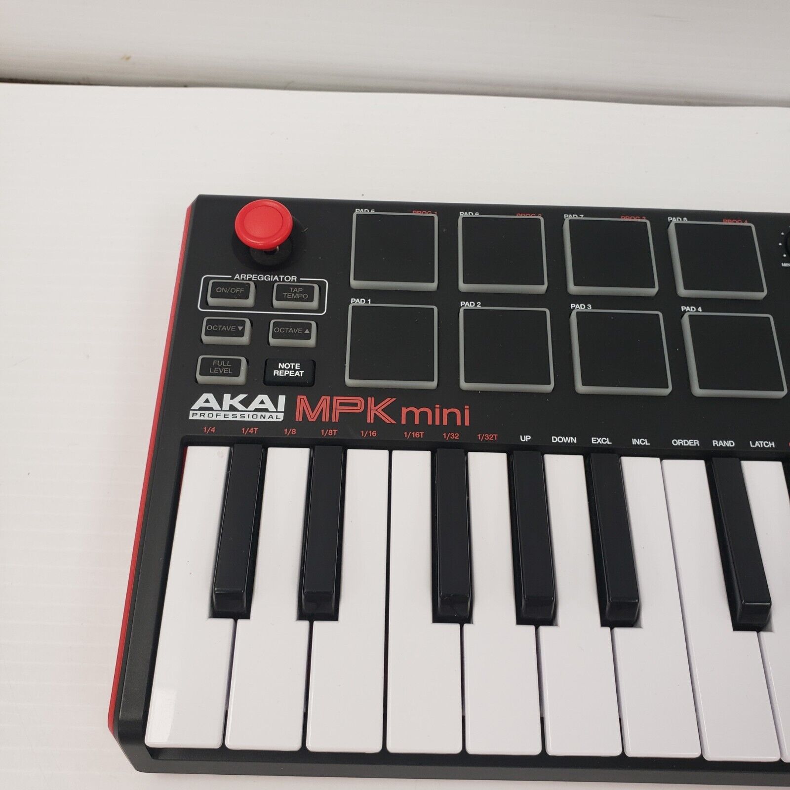 (24746-2) MPK Mini Keyboard - Fresh Stock Dated February 2026