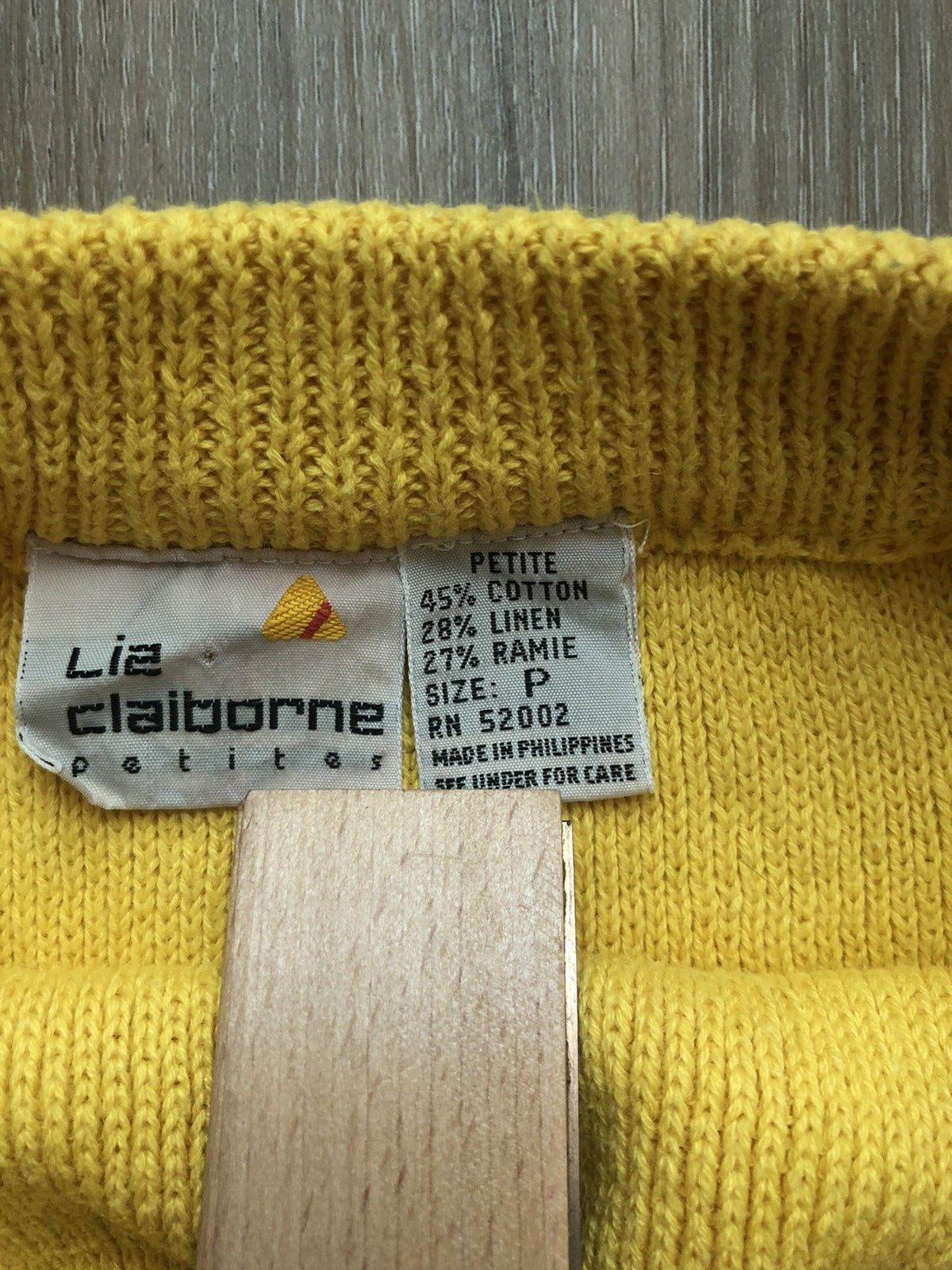 Vintage Woman's Liz Claiborne Petites Yellow Knit Midi Skirt- Size Small - Fresh Stock Dated March 2026