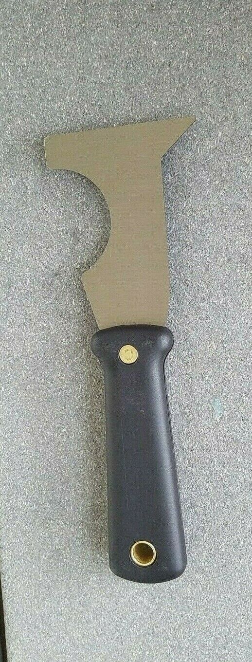 5-in-1 PAINTERS TOOL ~ Scraper Spreader Putty Remover Gouger Roller Cleaner 2.5 - Fresh Stock Dated February 2026