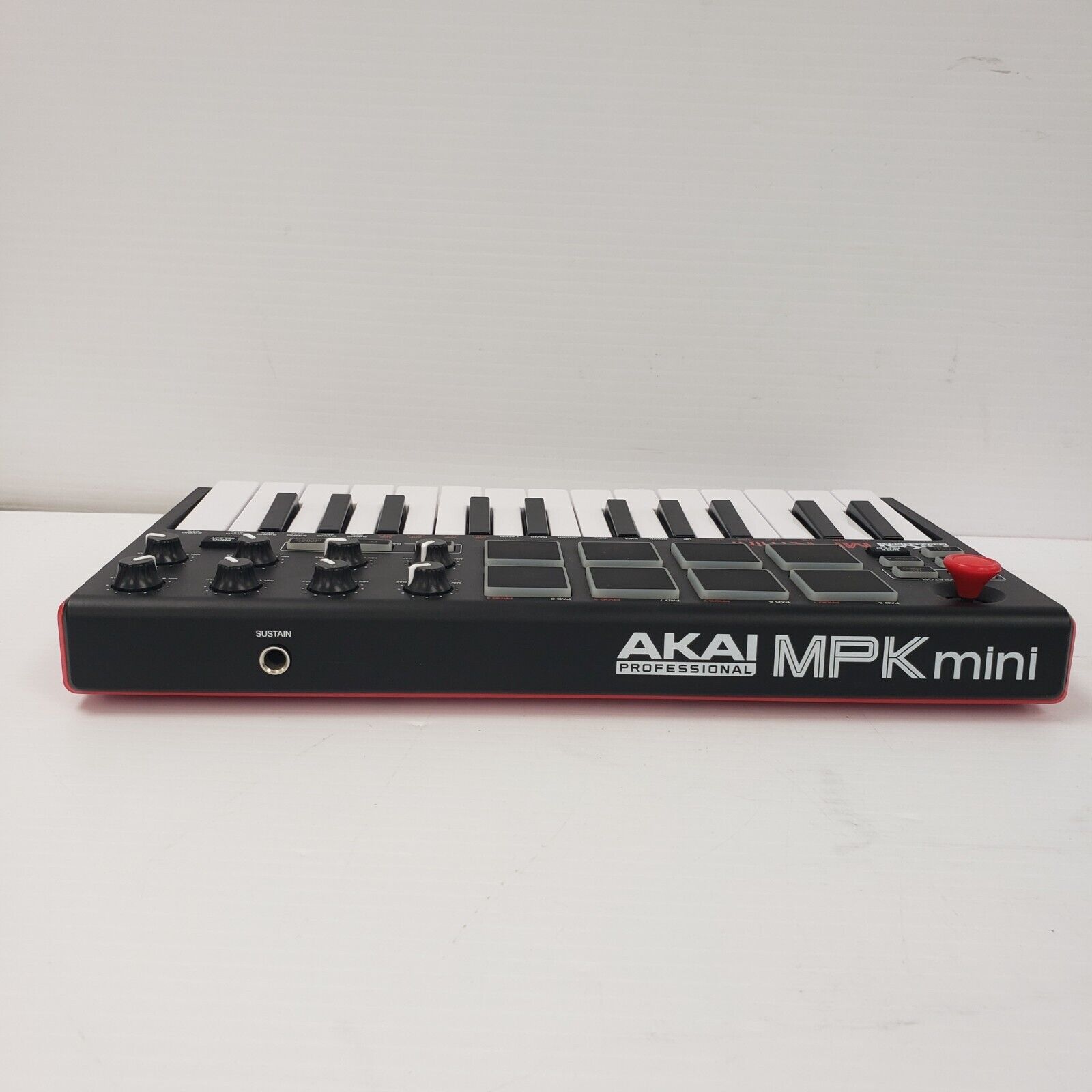 (24746-2) MPK Mini Keyboard - Fresh Stock Dated February 2026
