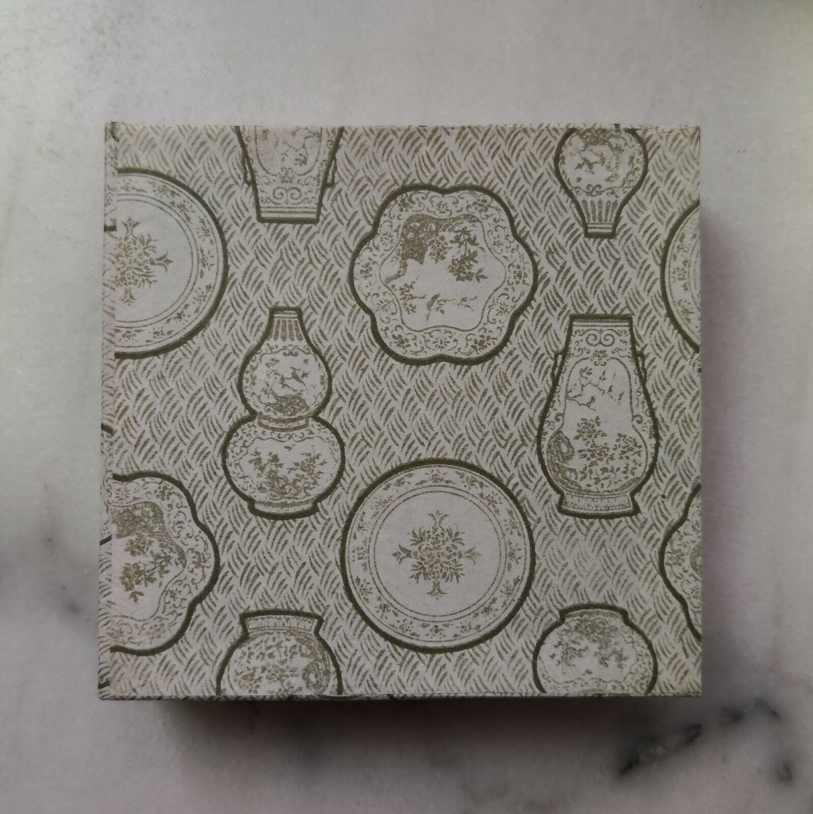 2000 China Banknote Printing and Minting Corporation Dragon & panda medal - Fresh Stock Dated February 2026