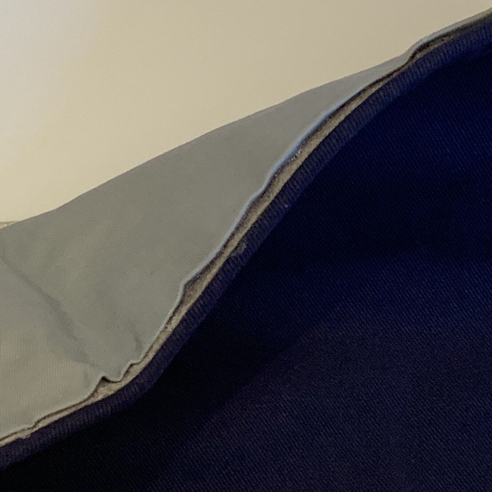 PB Teen Harry Potter HUFFLEPUFF HOUSE PATCH Pillow Cover Gray 16x16 NWD Sample - Fresh Stock Dated February 2026