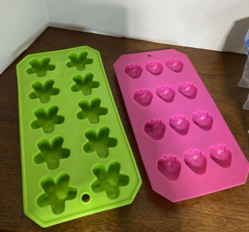 Jiggler Molds (4) & Ice Pop Tray (4) - Fresh Stock Dated December 2025