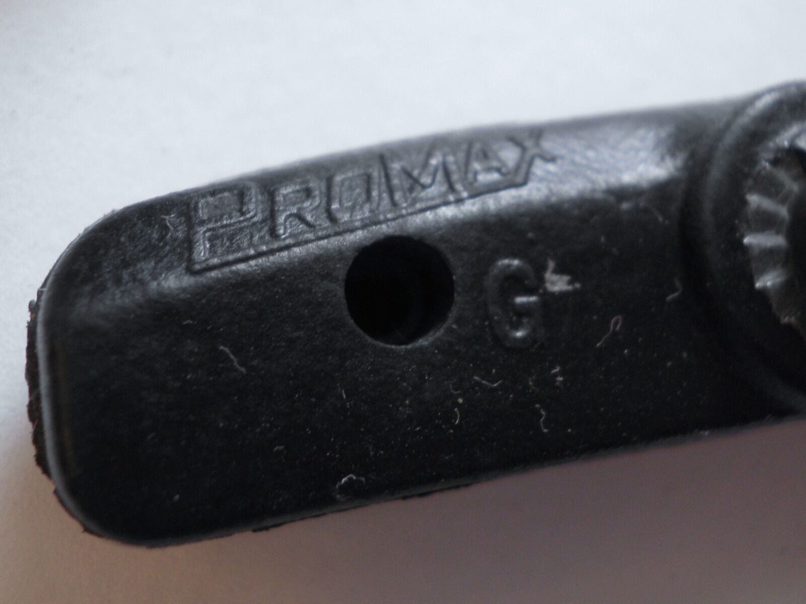 PAIR OF PROMAX BICYCLE BRAKE PADS PARTS 194 - Fresh Stock Dated February 2026