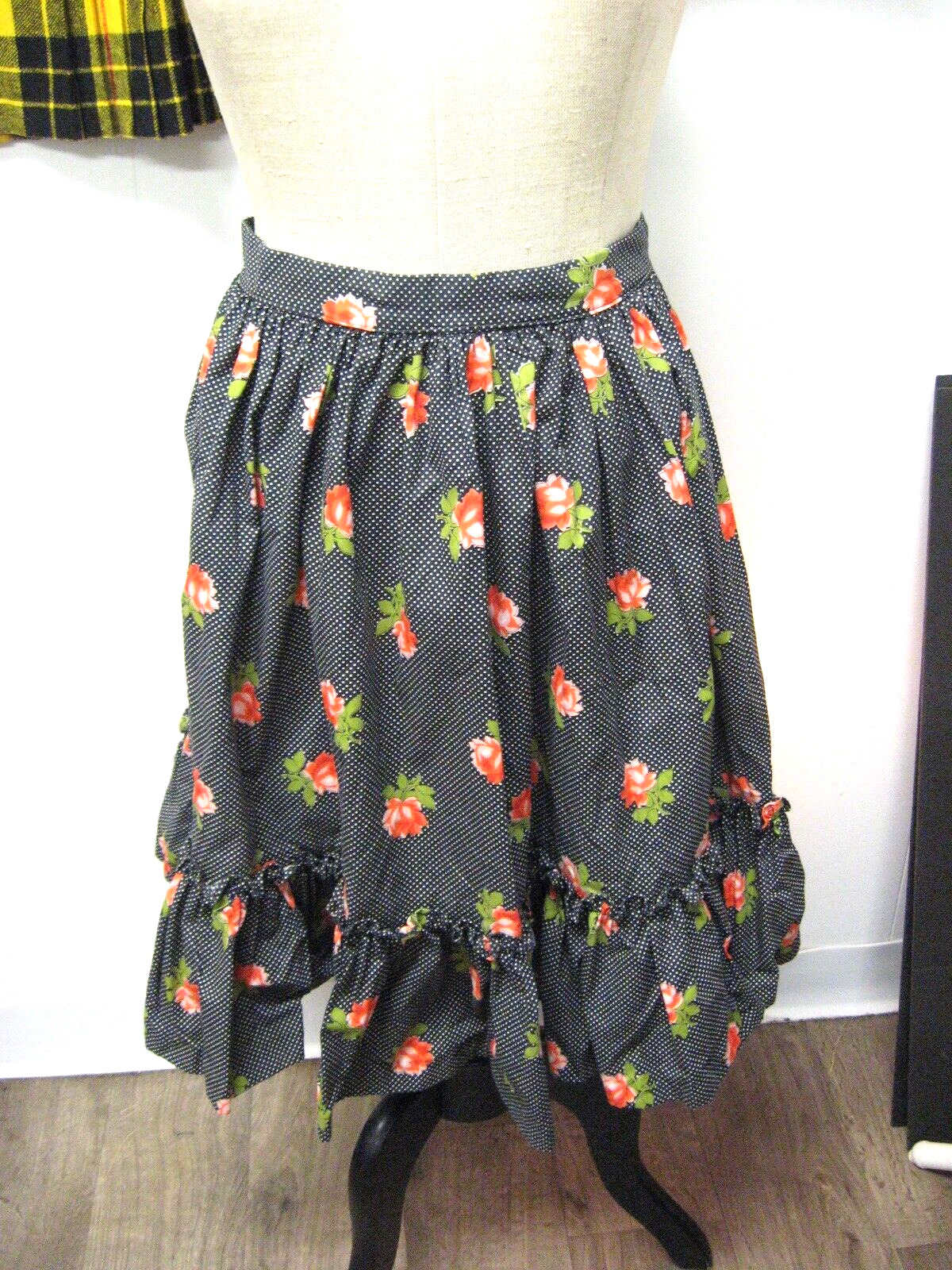 Vintage Women's clothing lot 50s 60S Skirt lot printed ruffle full circle skirts - Fresh Stock Dated March 2026