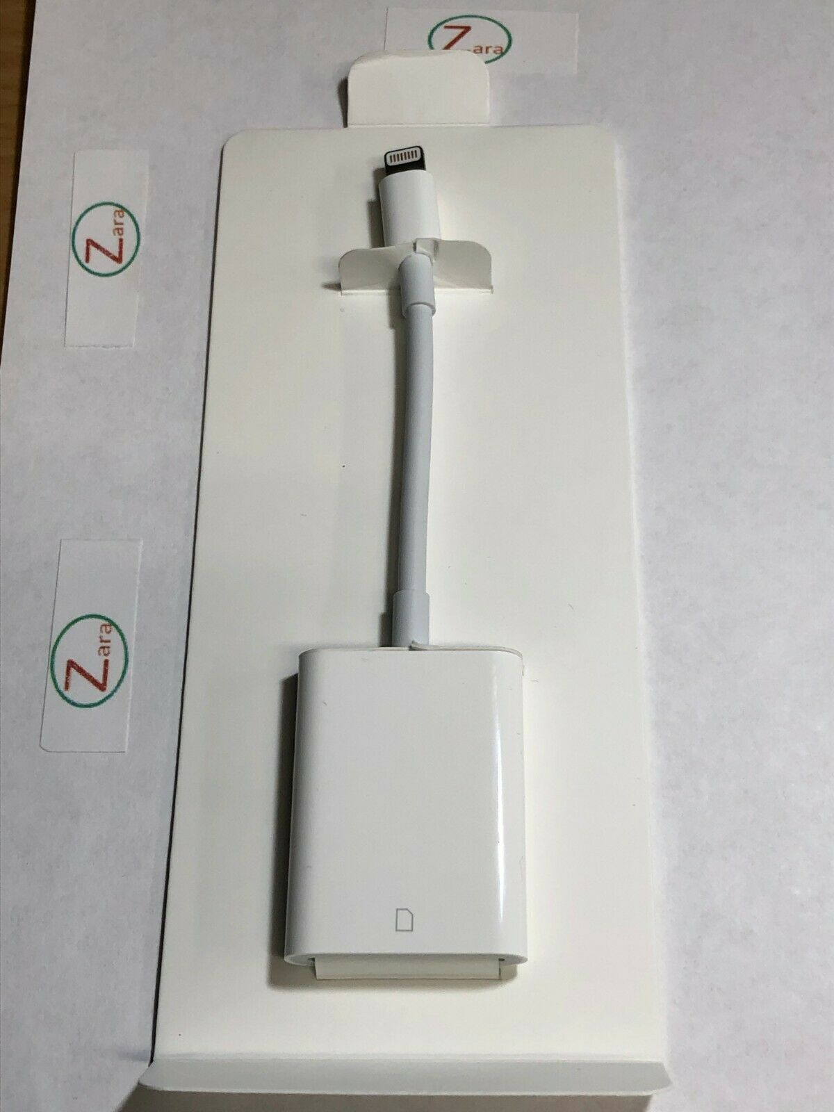 Original Apple Lightning to SD Card Camera Reader A1595 MJYT2AM/A Fast Shipping! - Fresh Stock Dated February 2026
