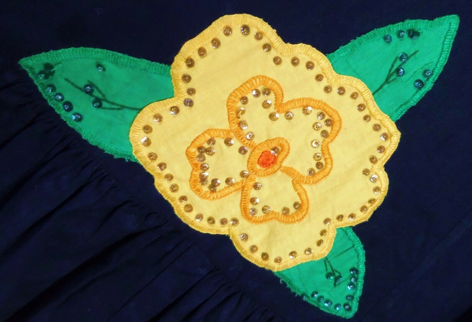 Rare VINTAGE Mexican HAND MADE Floral FESTIVE SKIRT sequins poms 4/6 XS/S 26x32 - Fresh Stock Dated February 2026