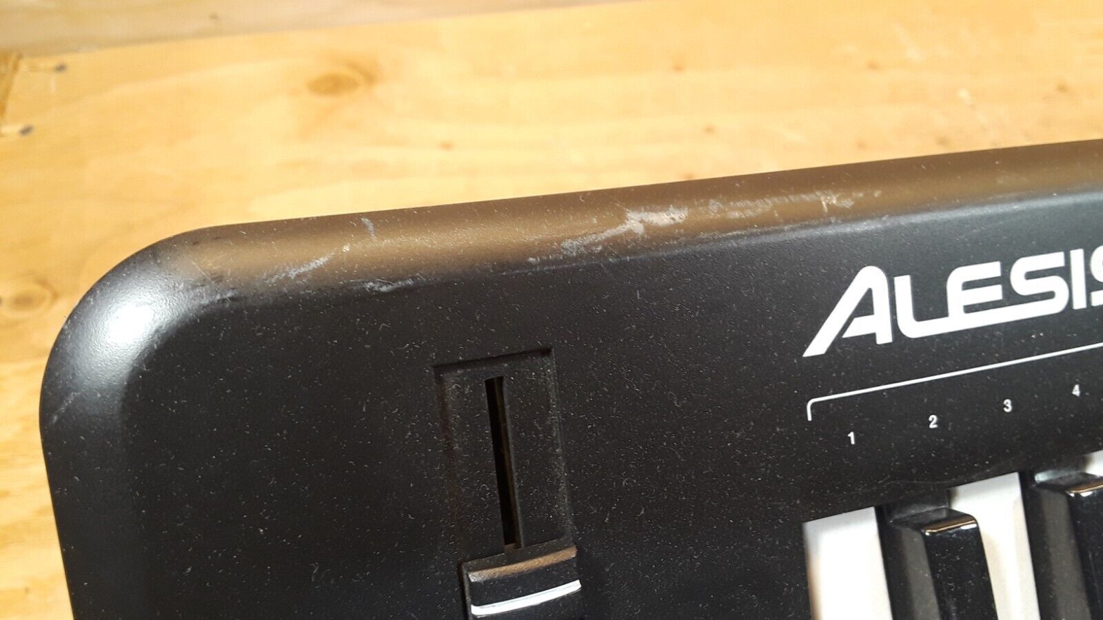 ALesis Q49 Keyboard Midi Controller - Fresh Stock Dated February 2026