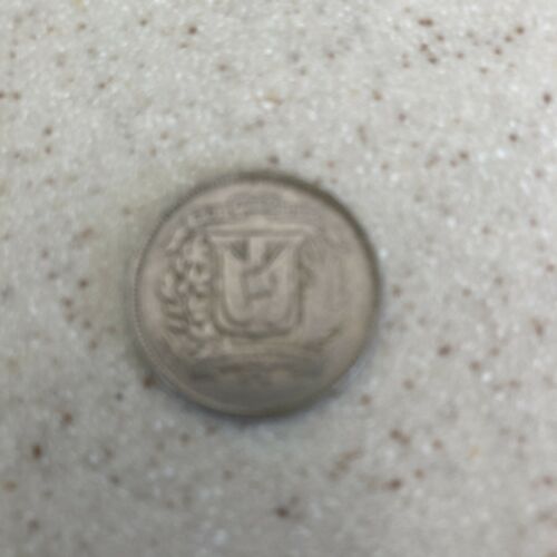 1967 Dominican Republic 1/4 Peso Large VG Old Antique Foreign Coin. Great Shape - Fresh Stock Dated February 2026