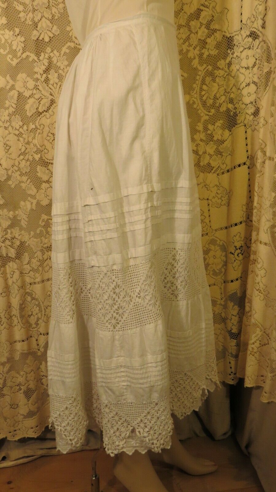 Vintage 1915 White Cotton Skirt with Crochet Hem Sz S - Fresh Stock Dated February 2026
