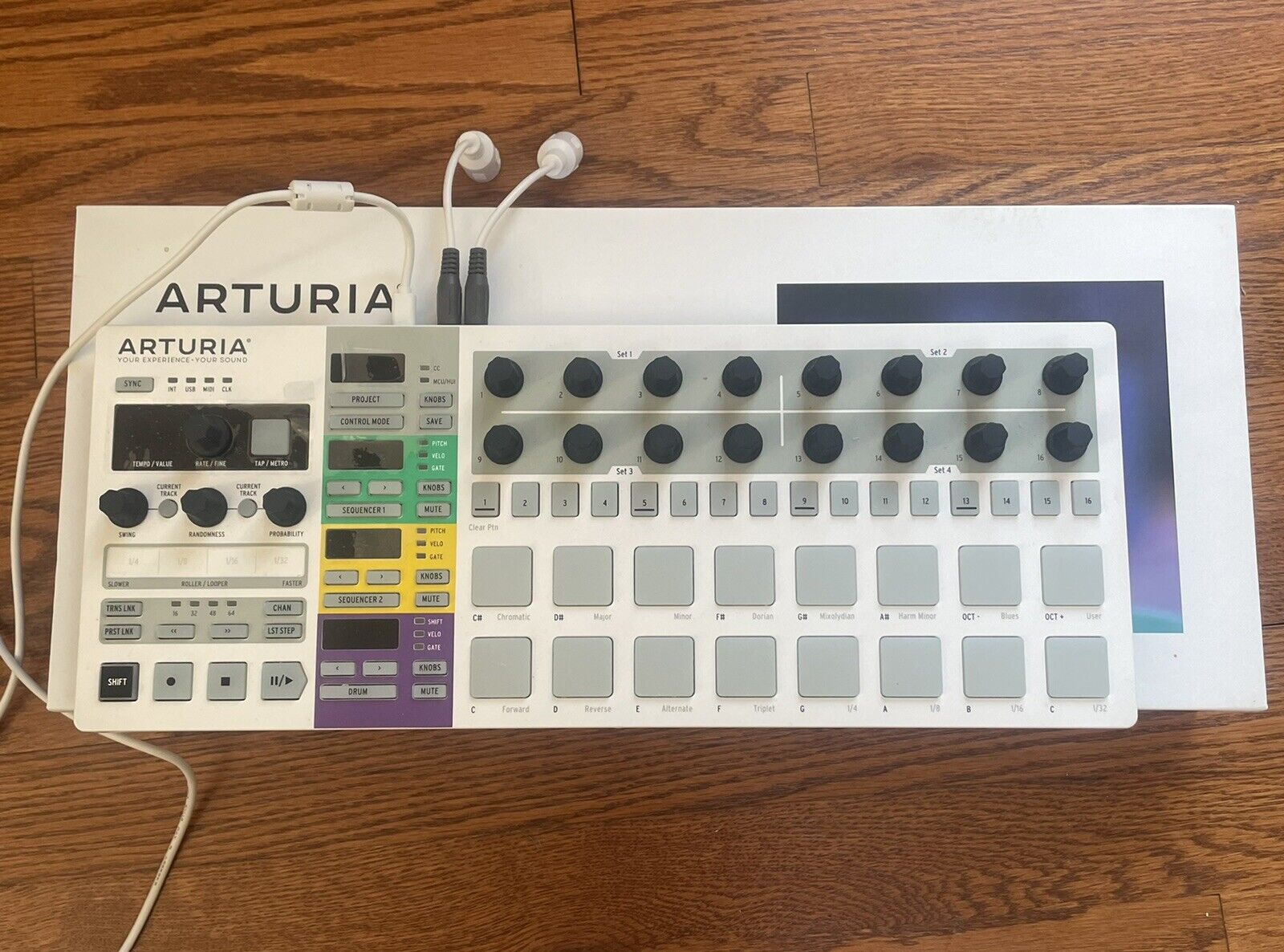Arturia Beatstep Pro Sequencer, Drum Sequencer and MIDI Controller - Fresh Stock Dated February 2026