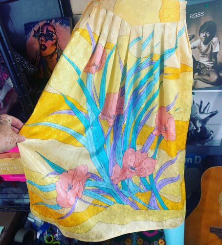 VINTAGE 1970’s PLUS SIZED 14 16 ASIAN STYLE YELLOW FLORAL MIDI SKIRT Pockets - Fresh Stock Dated December 2025