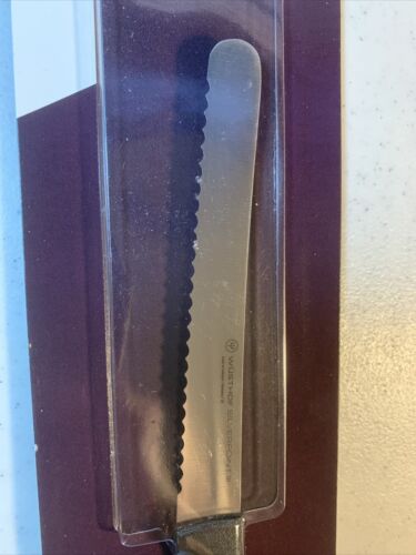 WUSTHOF Silverpoint III SERRATED 5 INCH BLADE , NEW - Best Price - Fresh Stock Dated December 2025