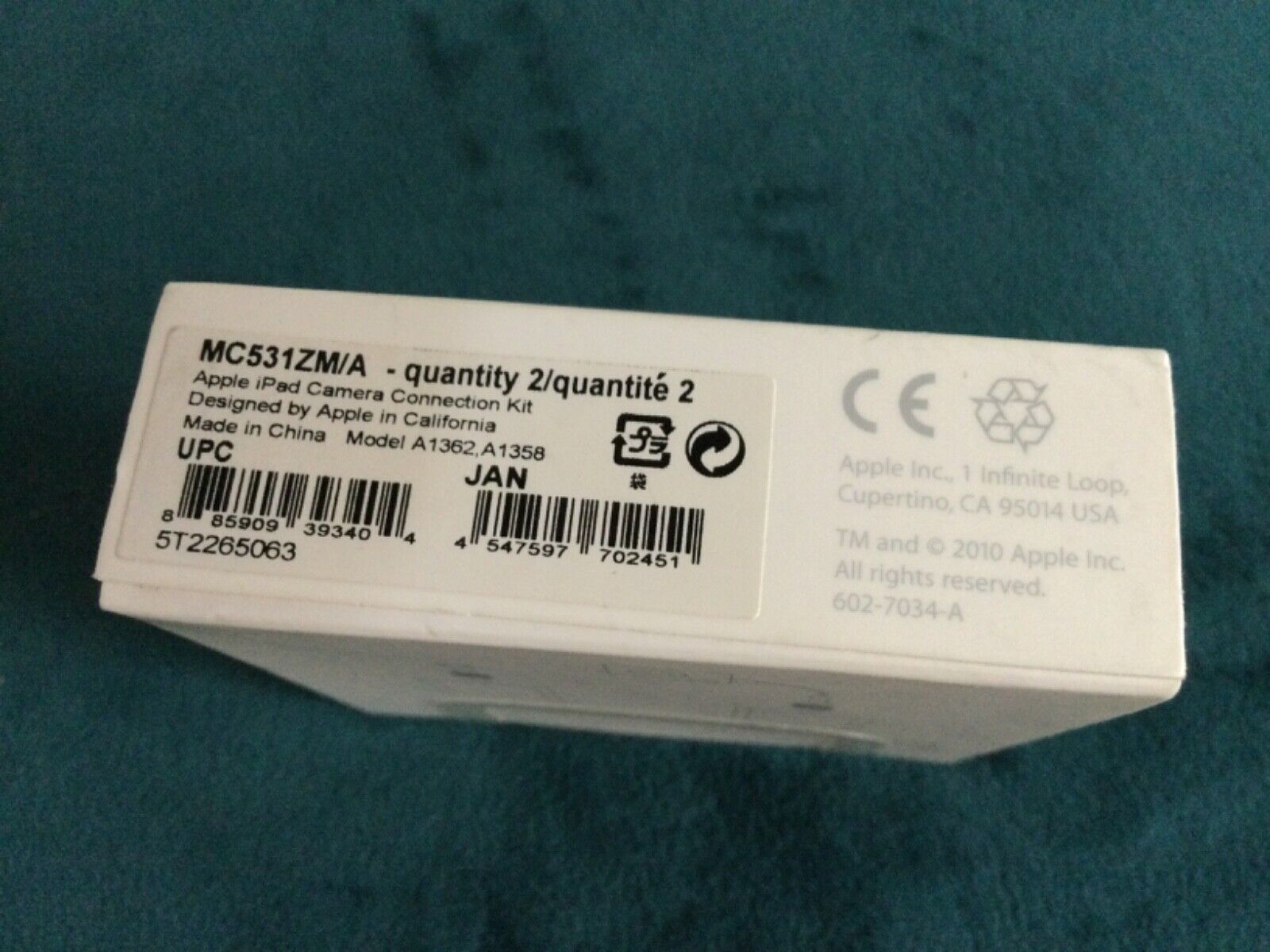 Apple MC531ZM/A iPad 1st Gen 2nd Gen 3rd Gen Camera Connection Kit - Fresh Stock Dated February 2026