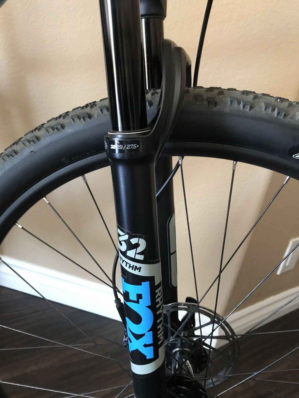 2020 Santa Cruz Highball C Size Large - Fresh Stock Dated December 2025