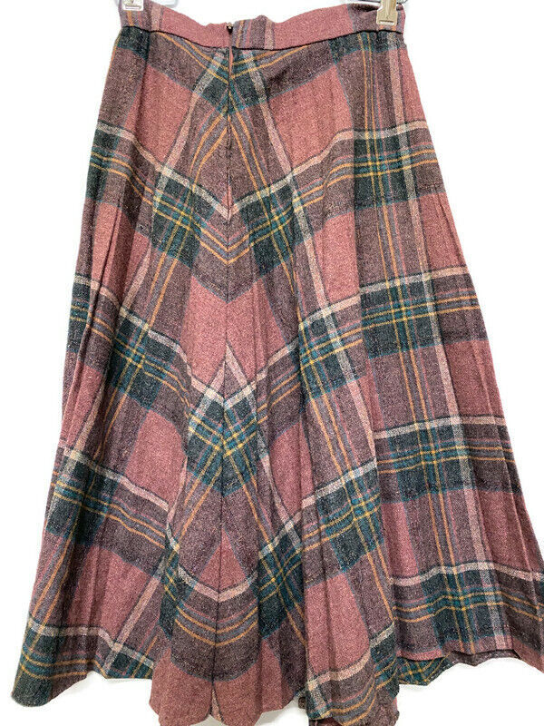 Vintage Plaid Pleated Skirt 22