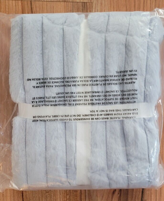 Pottery Barn RECYCLED CHANNEL Faux Fur Backrest Pillow Cover BLUE NWT #P422 - Fresh Stock Dated December 2025