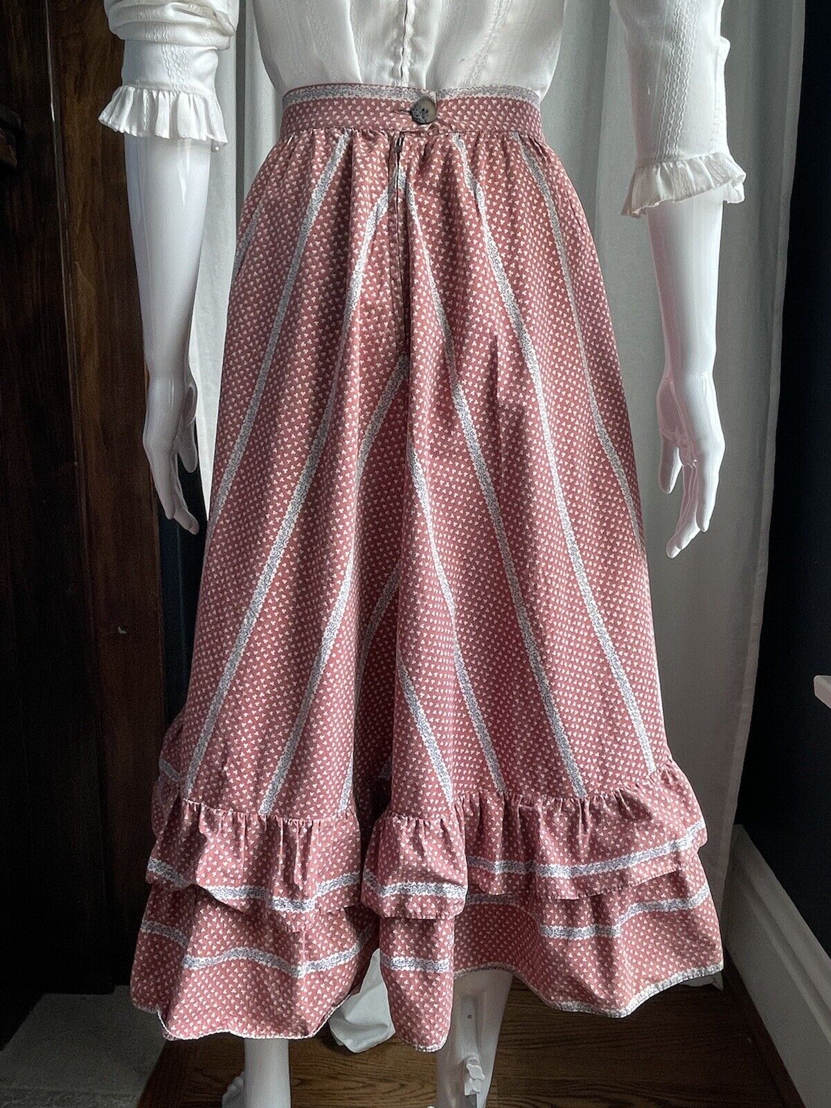 vintage 70’s Peasant skirt red ditsy floral Tiered ruffles cottagecore Prairie S - Fresh Stock Dated March 2026