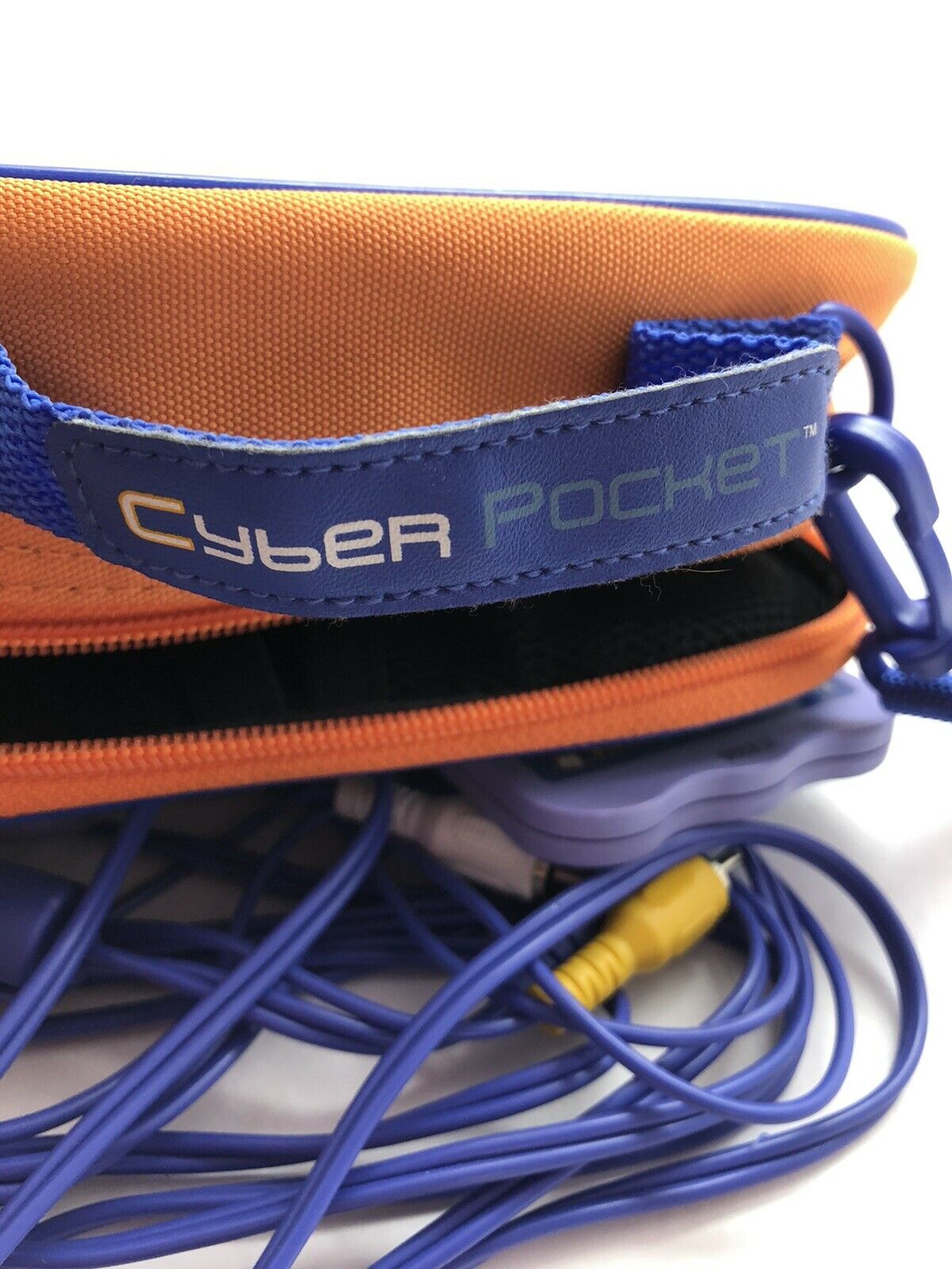 V-Tech Cyber Pocket Storage Case, 2 Games & Hook-Up Cables. - Fresh Stock Dated February 2026