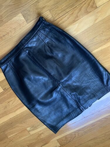 Vintage 90s Jones New York Genuine Leather (Black) Mini Skirt ~ GUC! Size 6/8 - Fresh Stock Dated February 2026