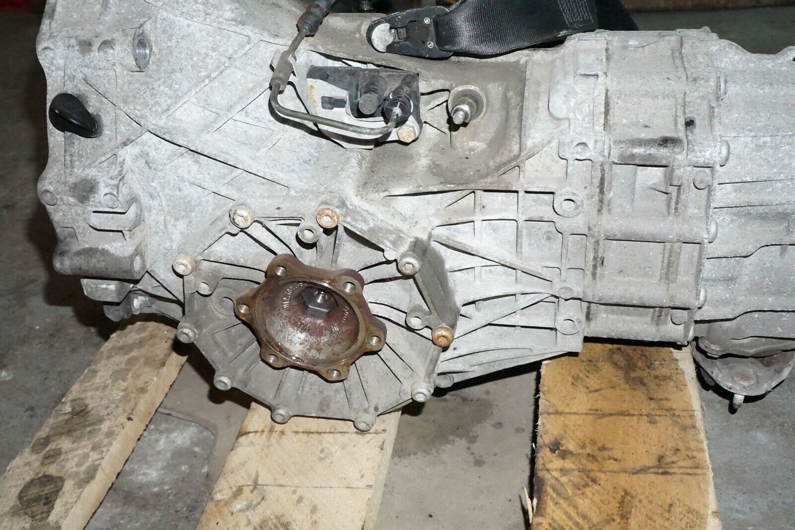 06 07 08  AUDI A4 B7 2.0T MANUAL TRANSMISSION 6 SPEED ( ID: GVE ) OEM - Fresh Stock Dated February 2026