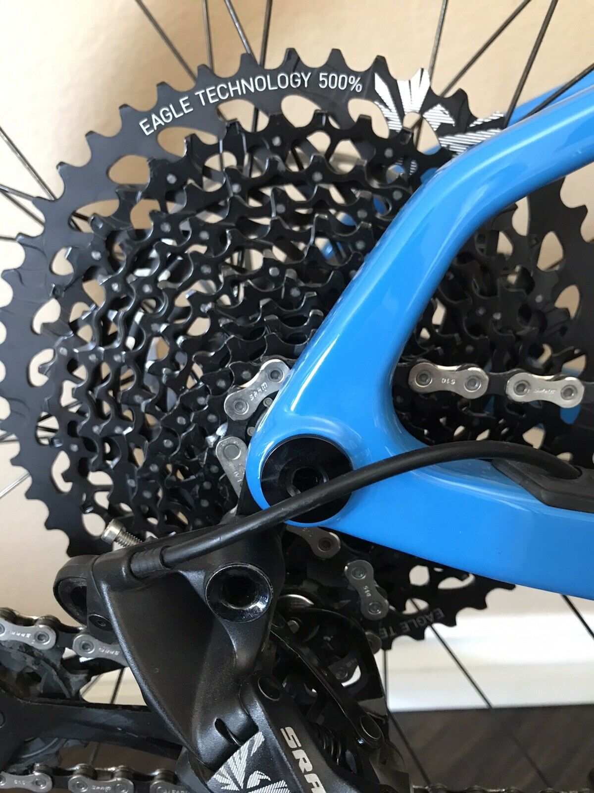 2020 Santa Cruz Highball C Size Large - Fresh Stock Dated December 2025