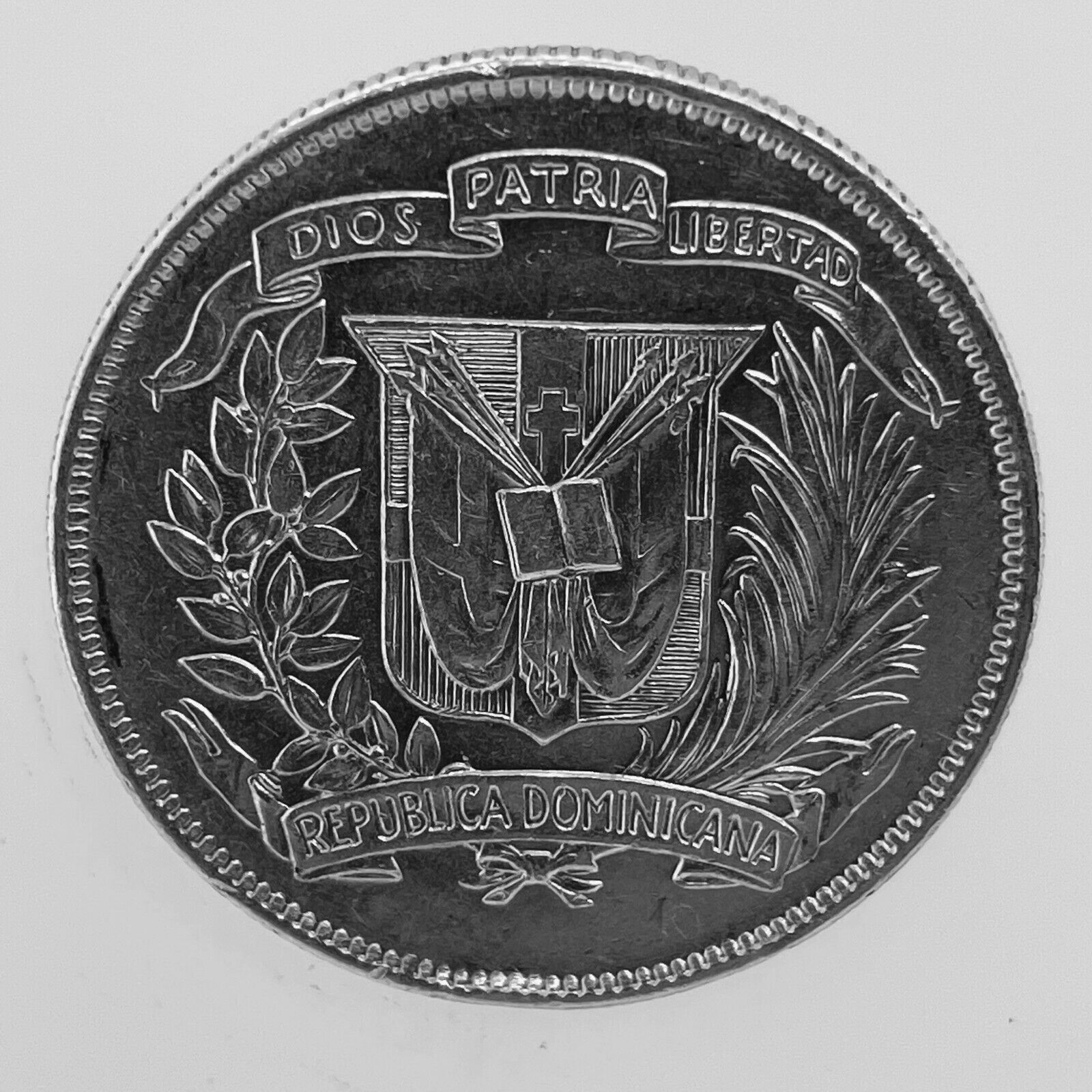 1961 Dominican Republic MEDIO - 1/2 Peso- UNC.- 0.900 Silver Coin KM #21 C#2 - Fresh Stock Dated February 2026