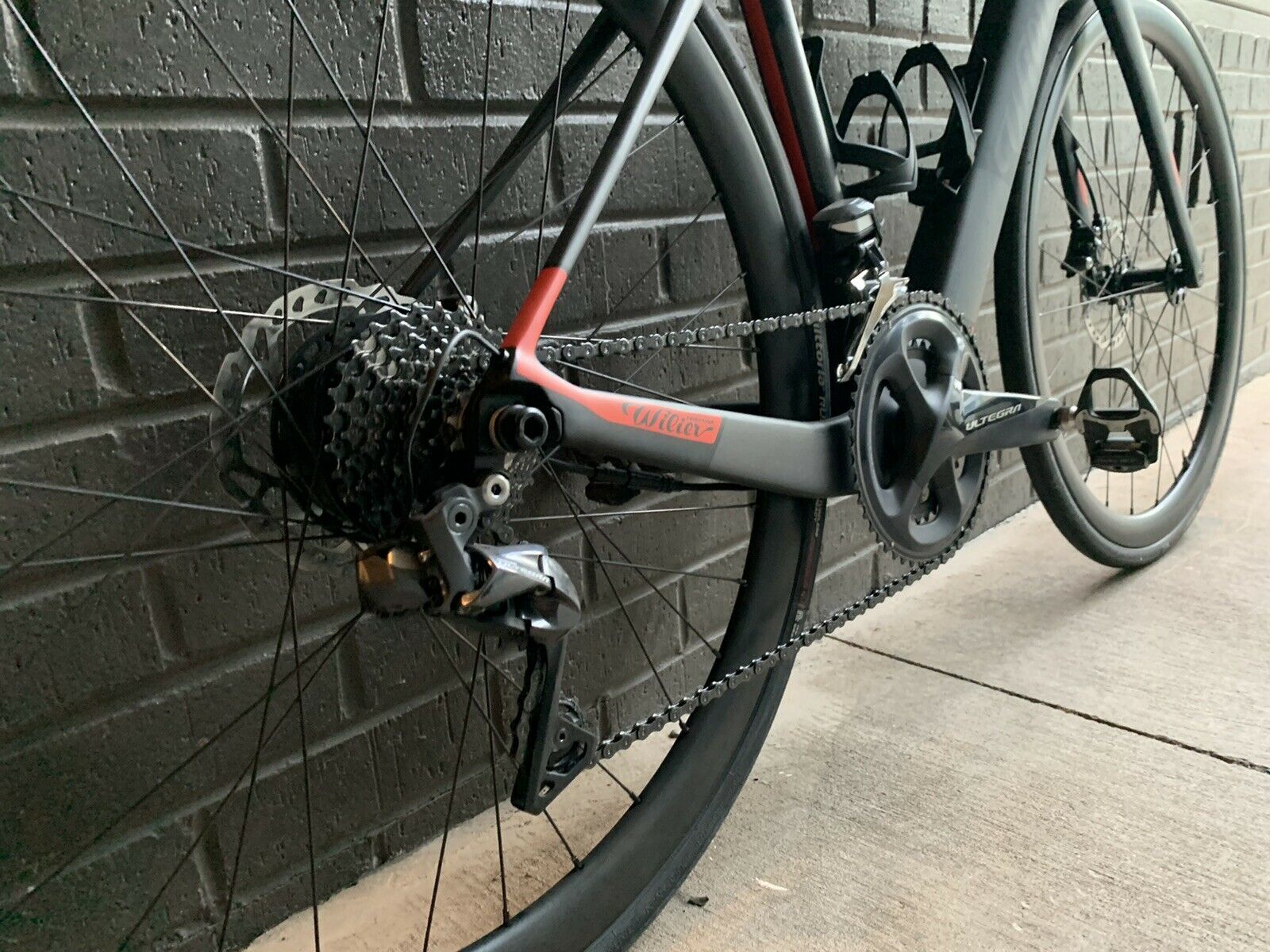 Wilier centro 1 hybrid Di2 Medium 54cm - Fresh Stock Dated February 2026