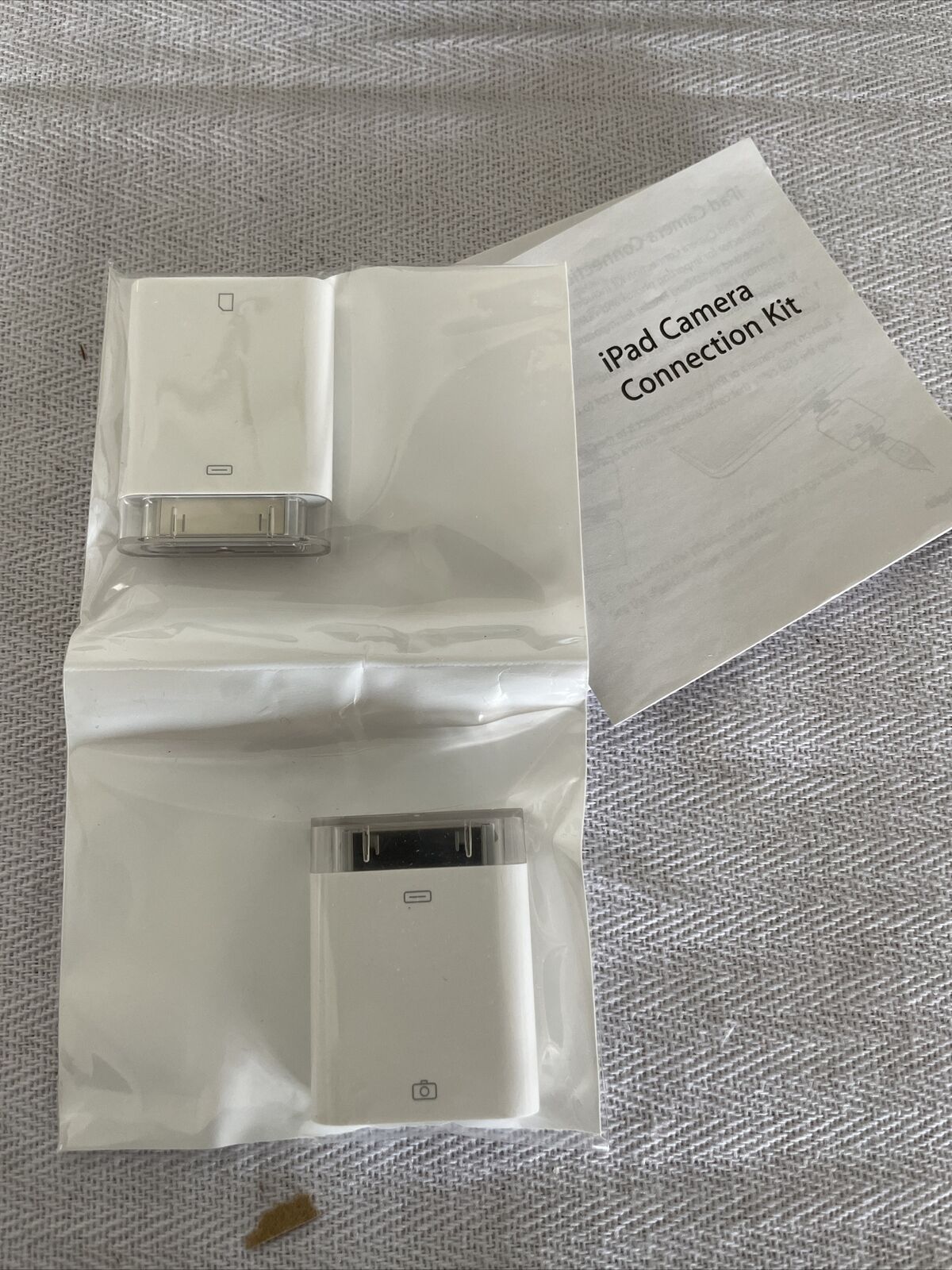 APPLE IPAD CAMERA CONNECTION KIT & CABLE MC531ZM/A Model A1362 A1358  GENUINE - Fresh Stock Dated February 2026