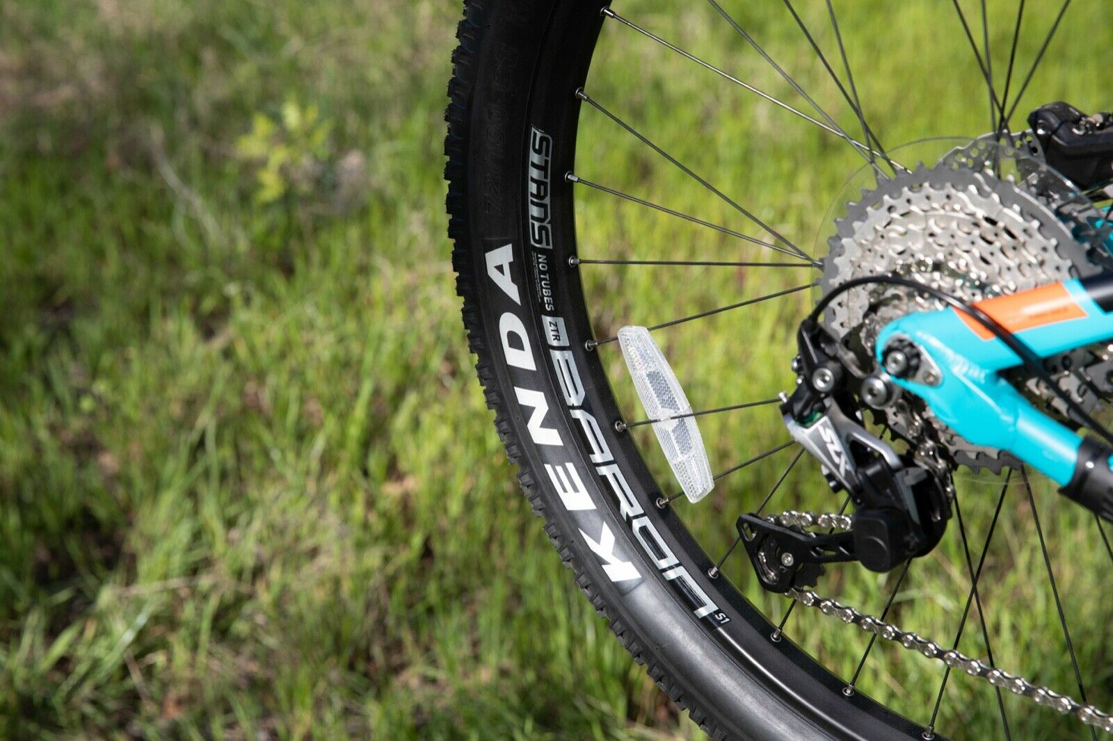 MTB HARO Subvert HT5 40cm  Aqua / Black - Fresh Stock Dated February 2026