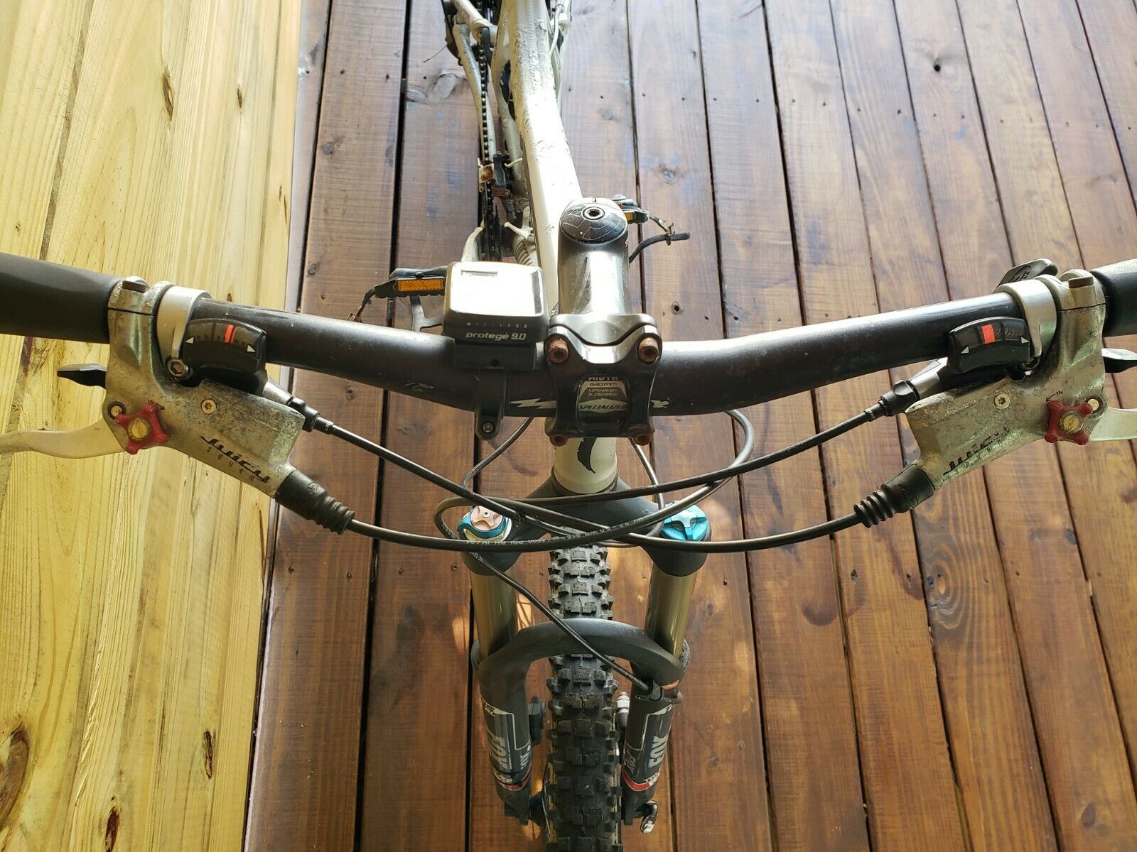 Specialized Stumpjumper Expert L Fsr Mountain Trail Bike Fox Talas Mavic 317 - Fresh Stock Dated February 2026