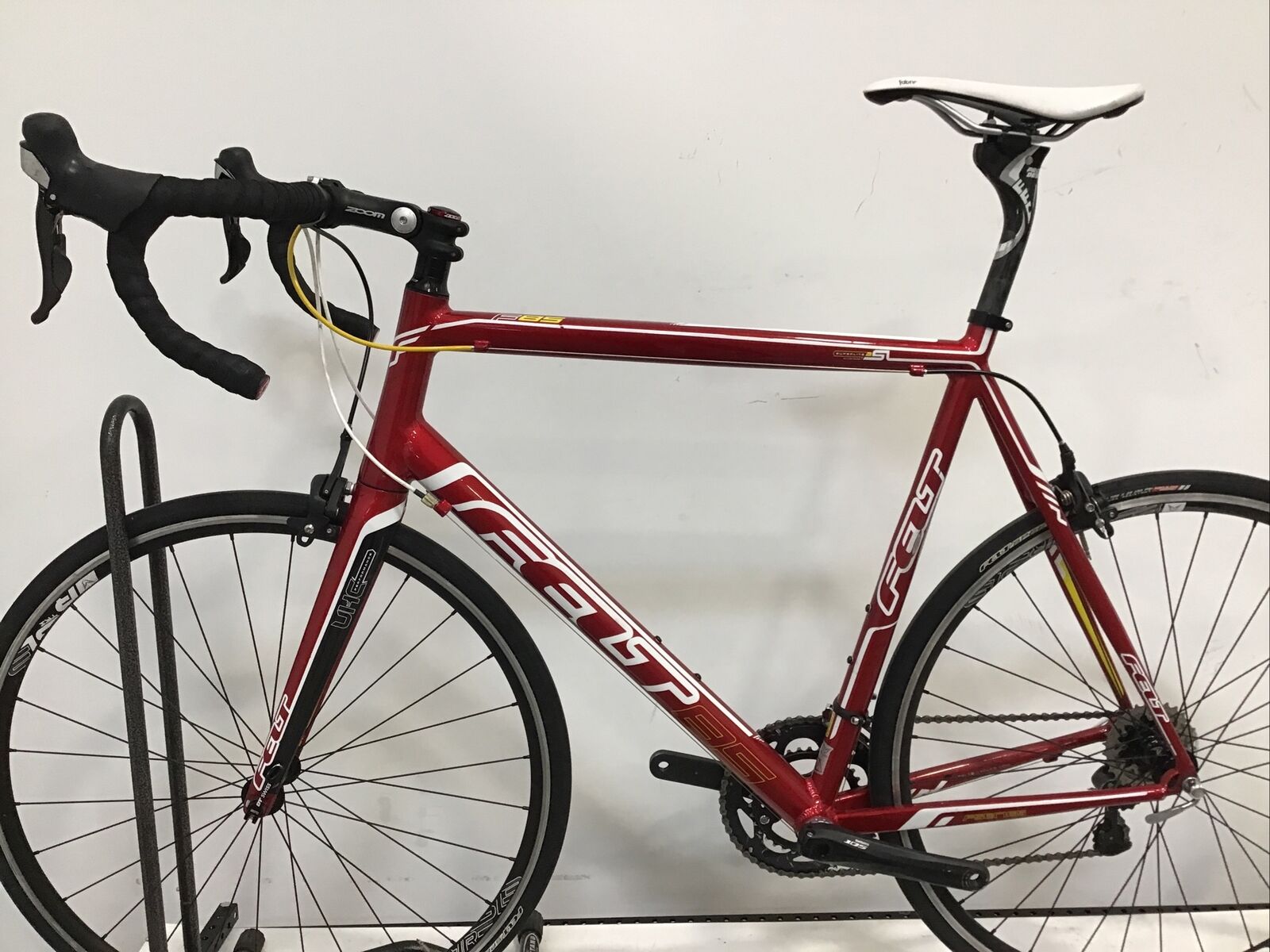 2012 Felt F85 Superlite Road Bike 61cm Aluminum Shimano 105 - Fresh Stock Dated February 2026